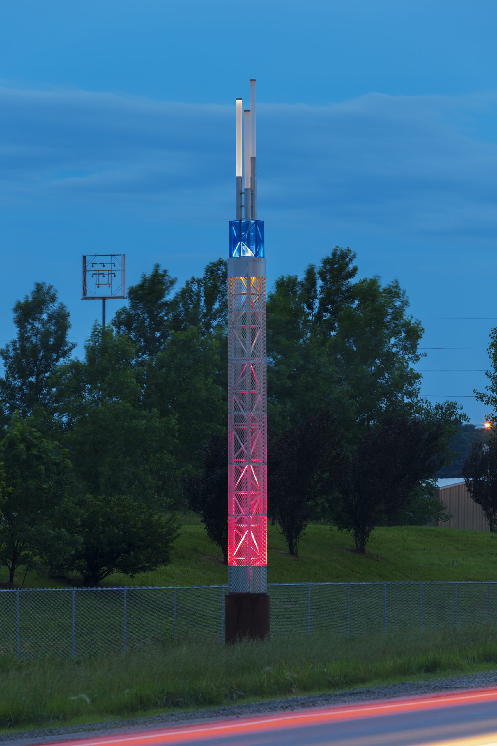 Ames Hwy30 Kun Night Single Red3